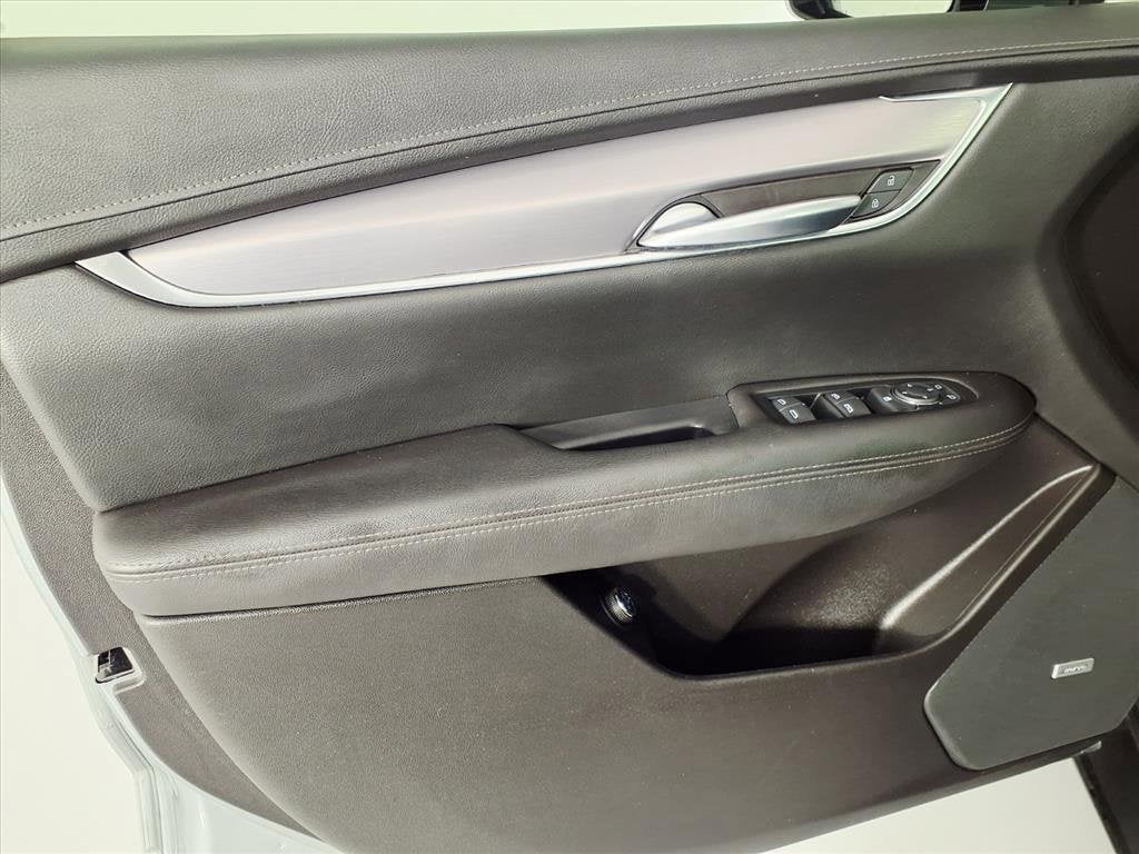 2023 Cadillac XT5 Luxury