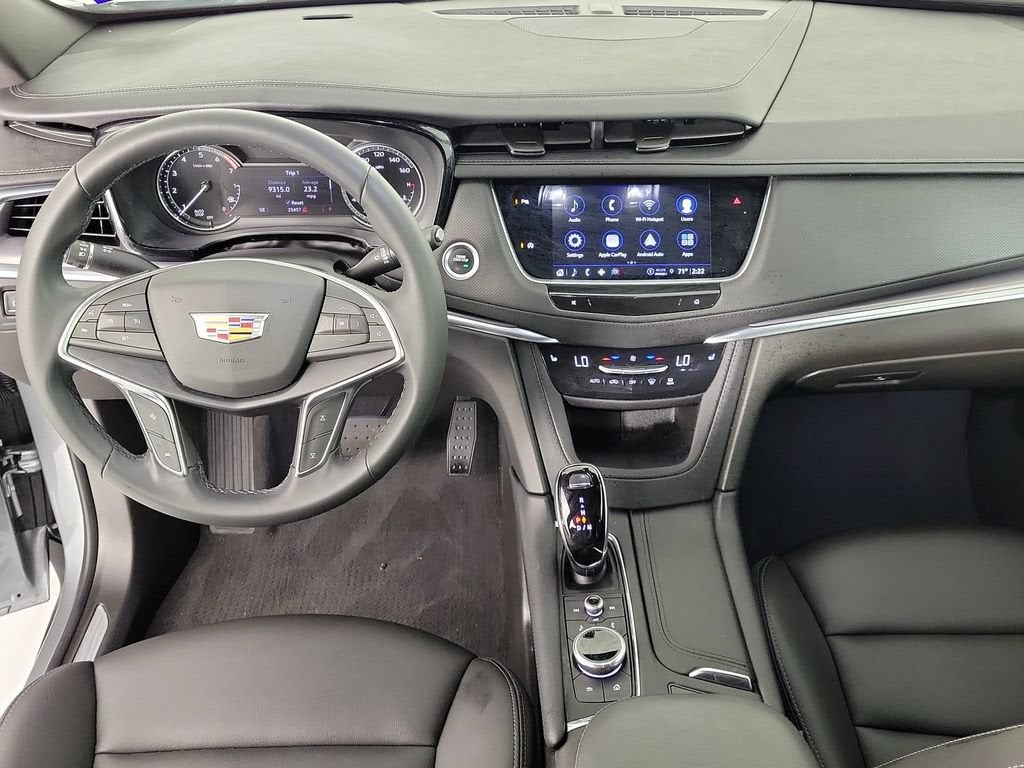 2024 Cadillac XT5 Luxury