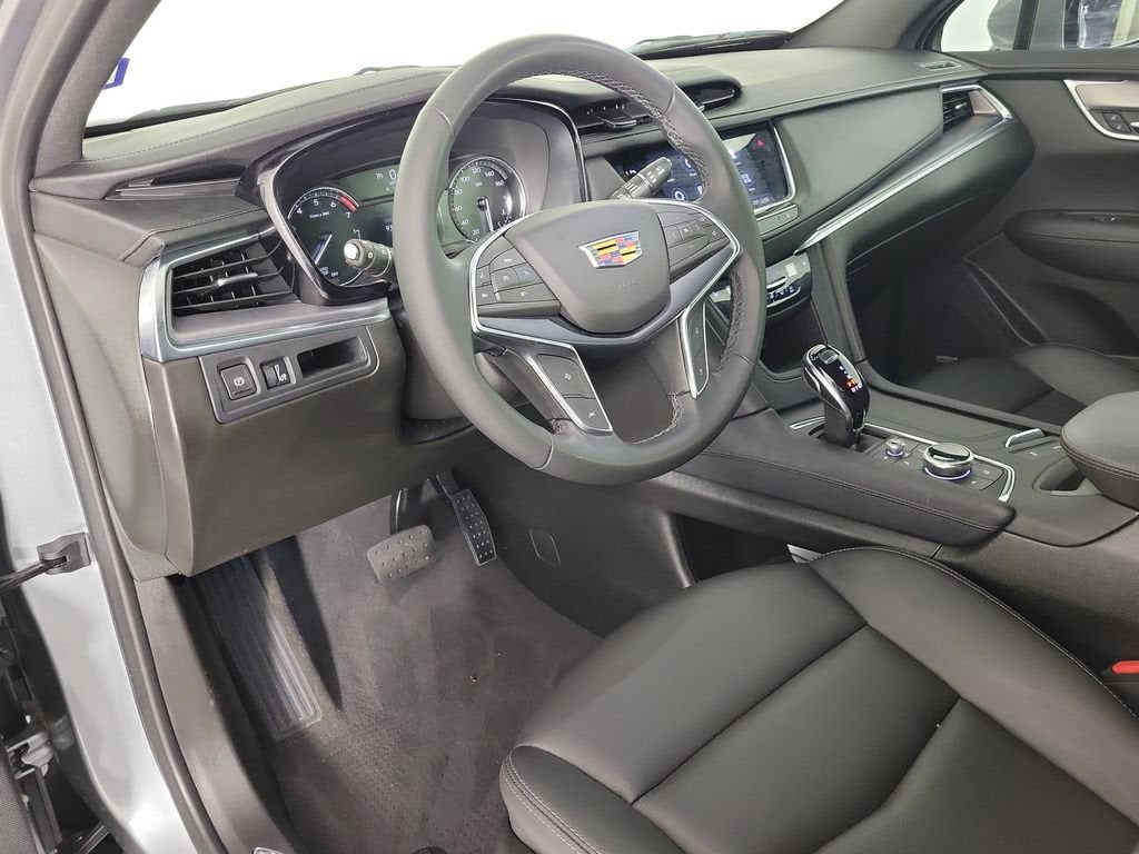 2024 Cadillac XT5 Luxury