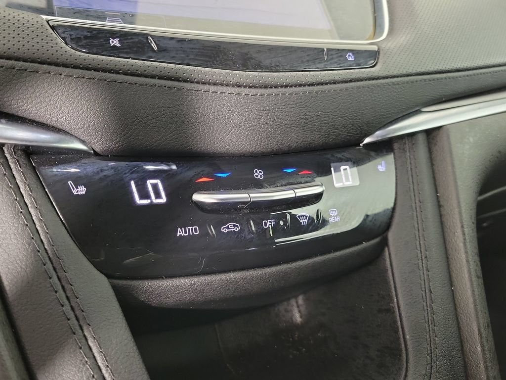 2024 Cadillac XT5 Luxury
