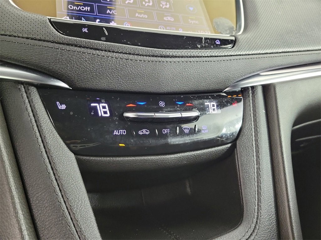 2023 Cadillac XT5 Luxury