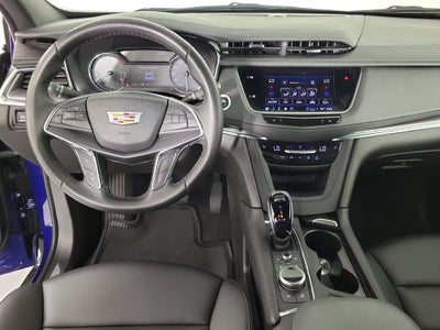 2023 Cadillac XT5 FWD Luxury