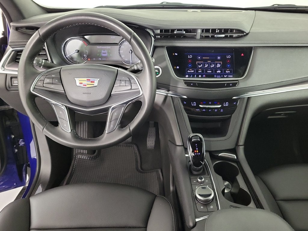 2023 Cadillac XT5 FWD Luxury