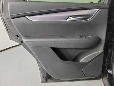 2023 Cadillac XT5 Luxury