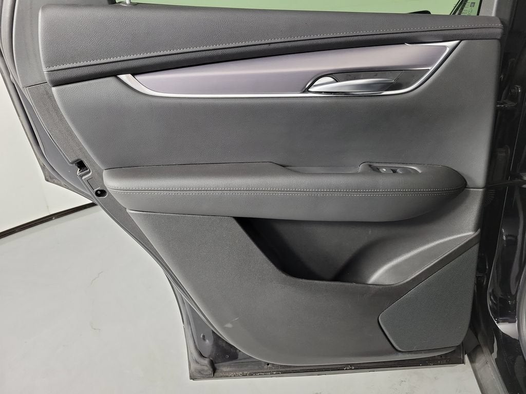 2023 Cadillac XT5 Luxury