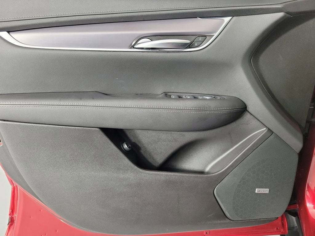 2023 Cadillac XT5 Luxury