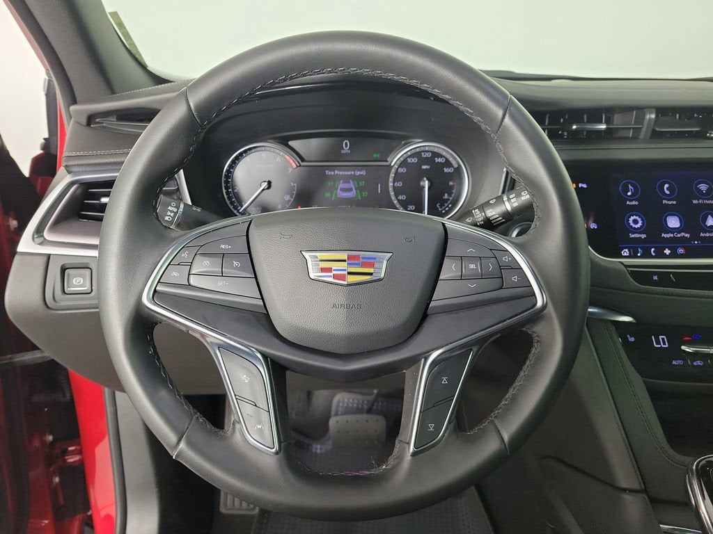 2023 Cadillac XT5 Luxury