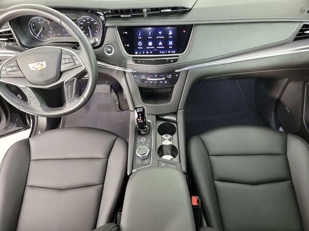 2023 Cadillac XT5 Luxury