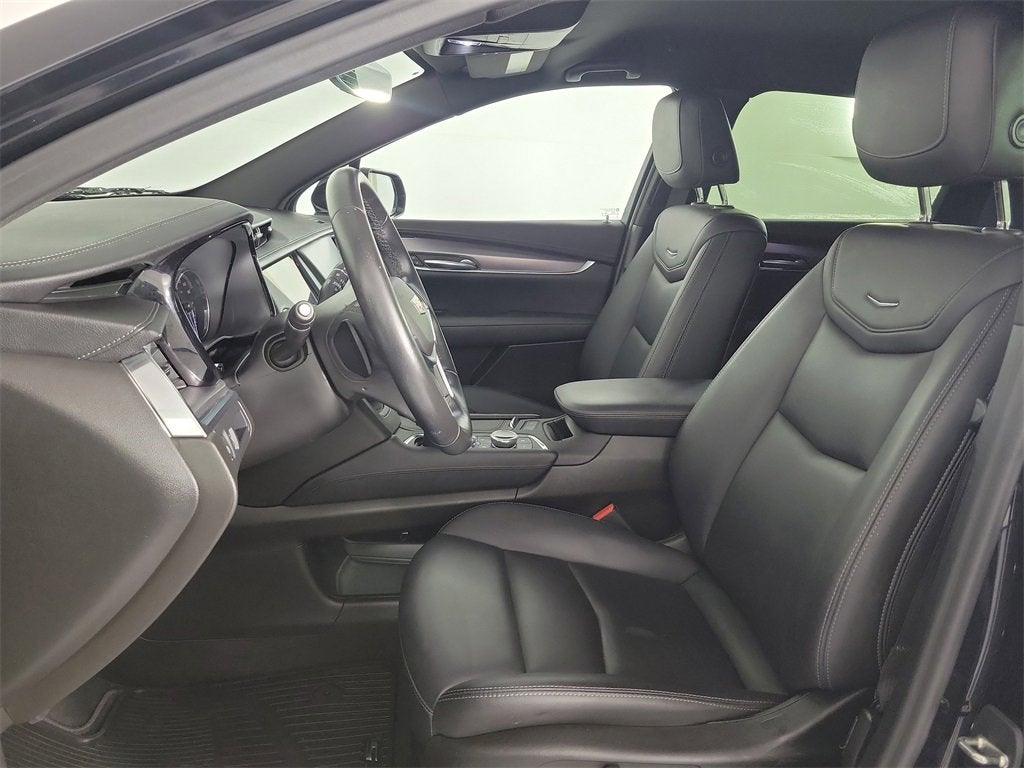 2023 Cadillac XT5 Luxury