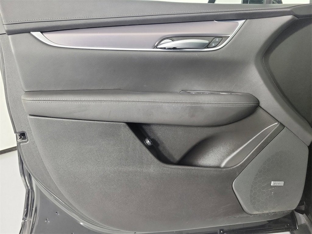 2023 Cadillac XT5 Luxury