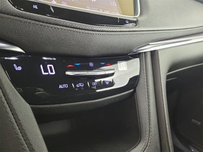 2023 Cadillac XT5 Luxury