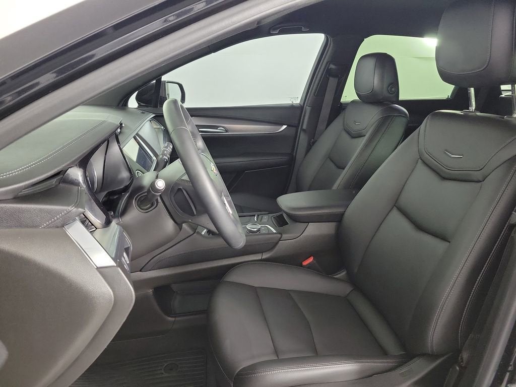 2024 Cadillac XT5 Luxury