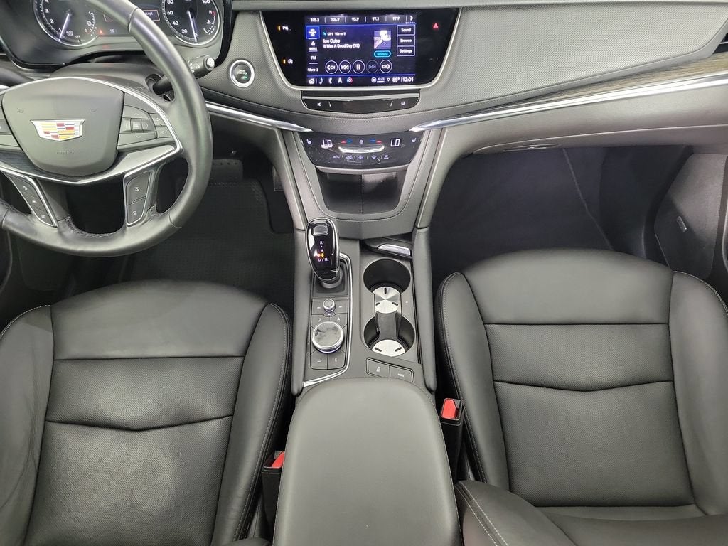 2023 Cadillac XT5 FWD Premium Luxury