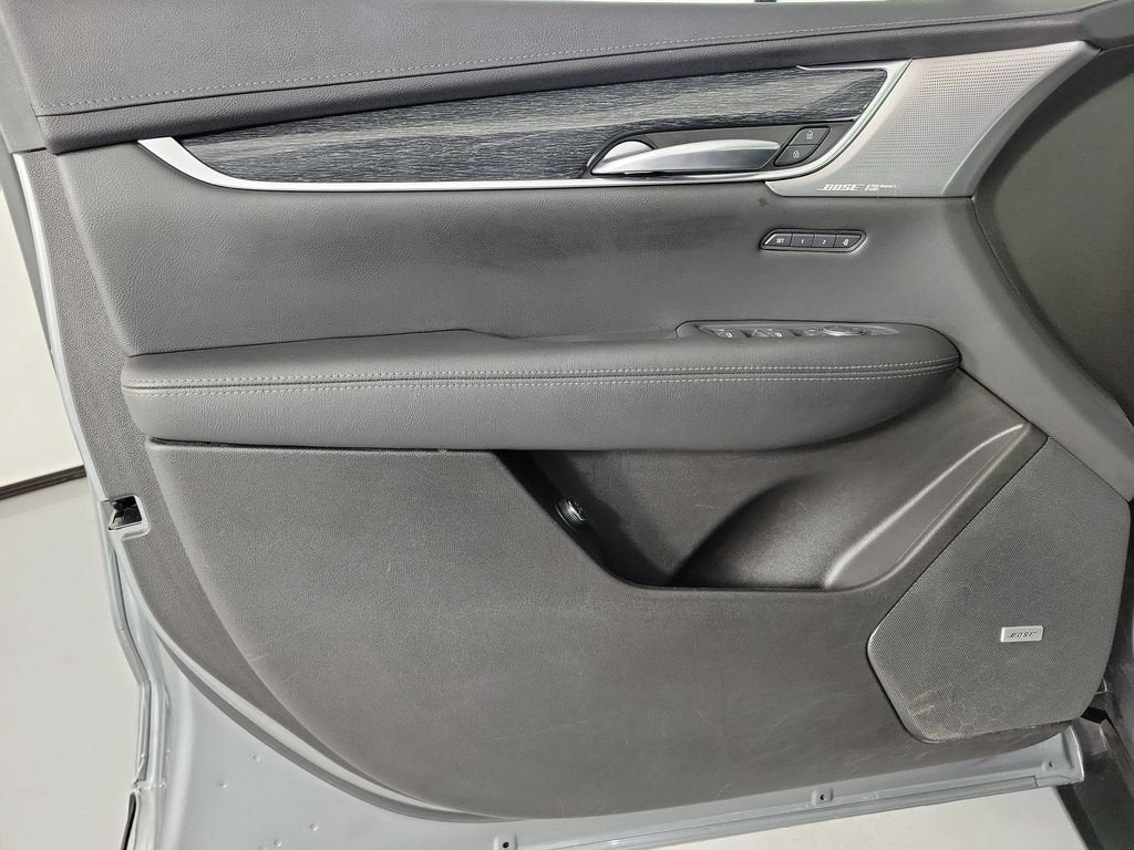 2023 Cadillac XT5 FWD Premium Luxury