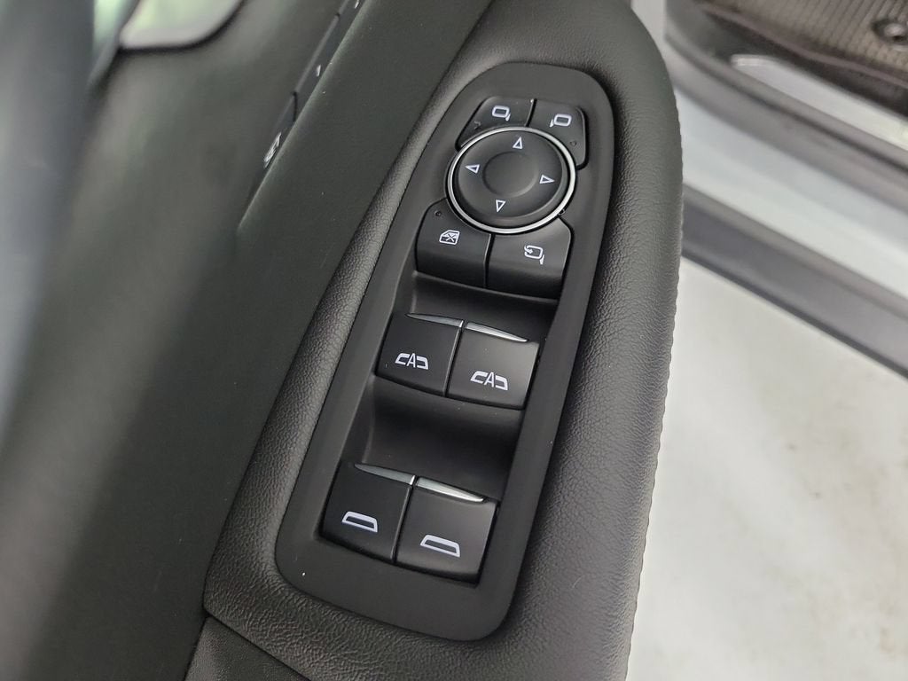 2023 Cadillac XT5 FWD Premium Luxury