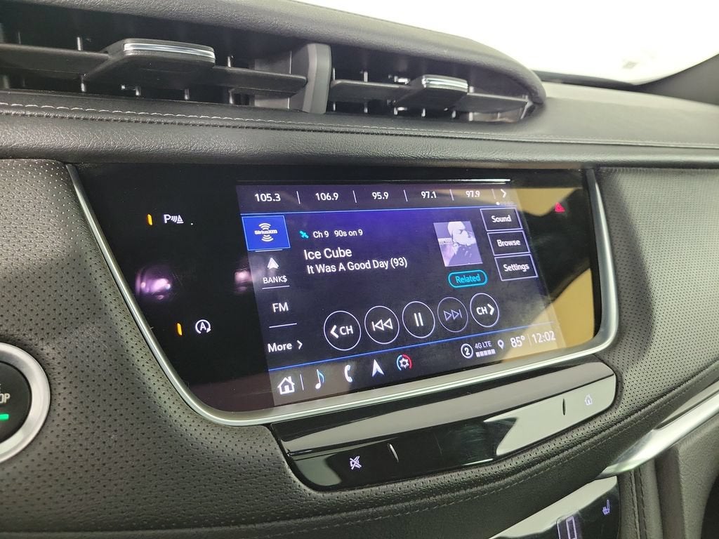 2023 Cadillac XT5 FWD Premium Luxury