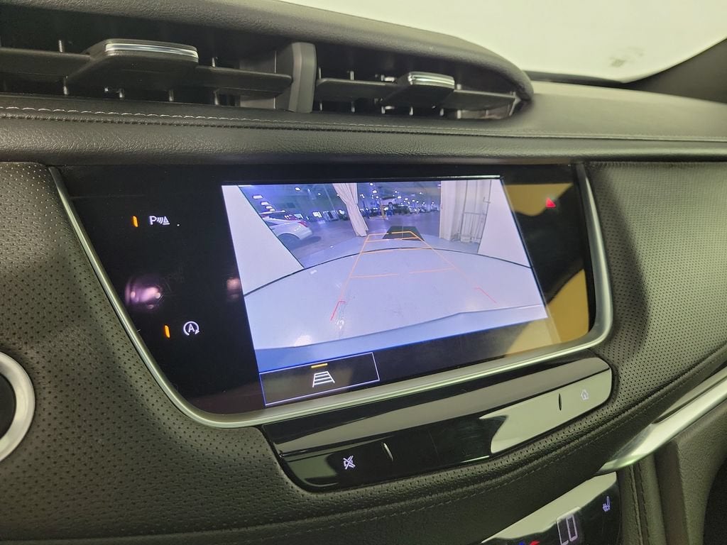 2023 Cadillac XT5 FWD Premium Luxury