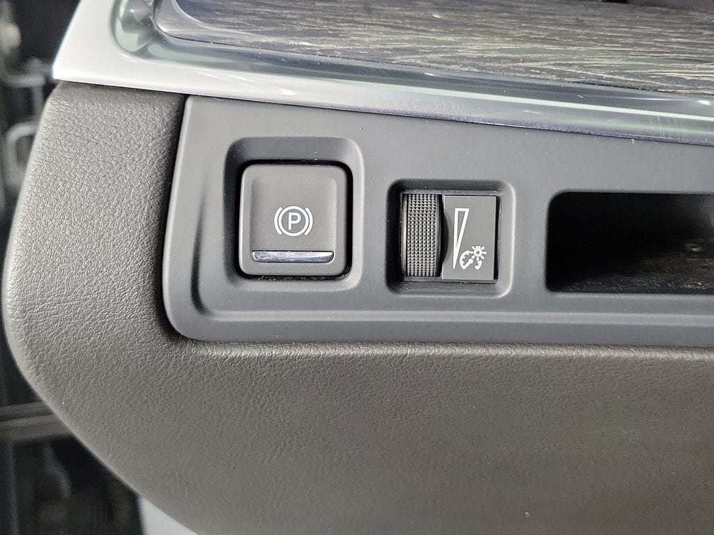 2023 Cadillac XT5 FWD Premium Luxury