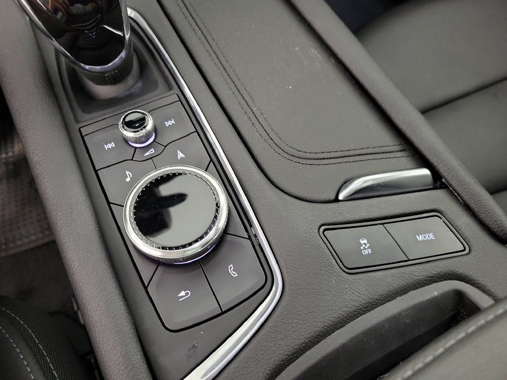 2023 Cadillac XT5 FWD Premium Luxury