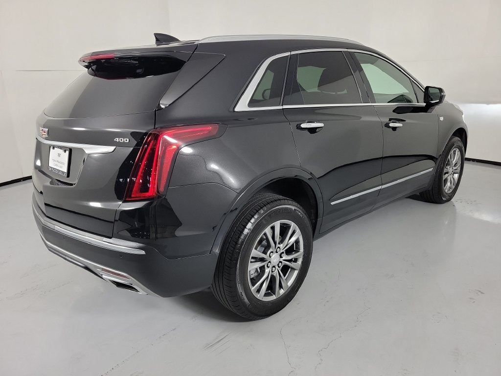 2023 Cadillac XT5 FWD Premium Luxury