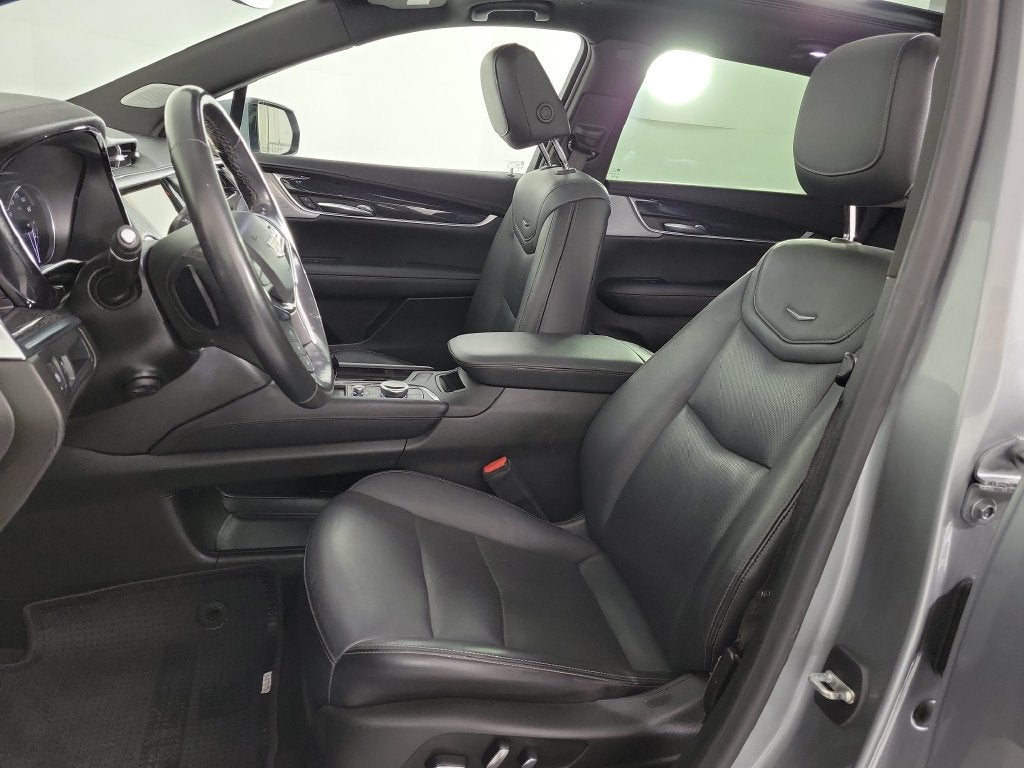 2023 Cadillac XT5 FWD Premium Luxury