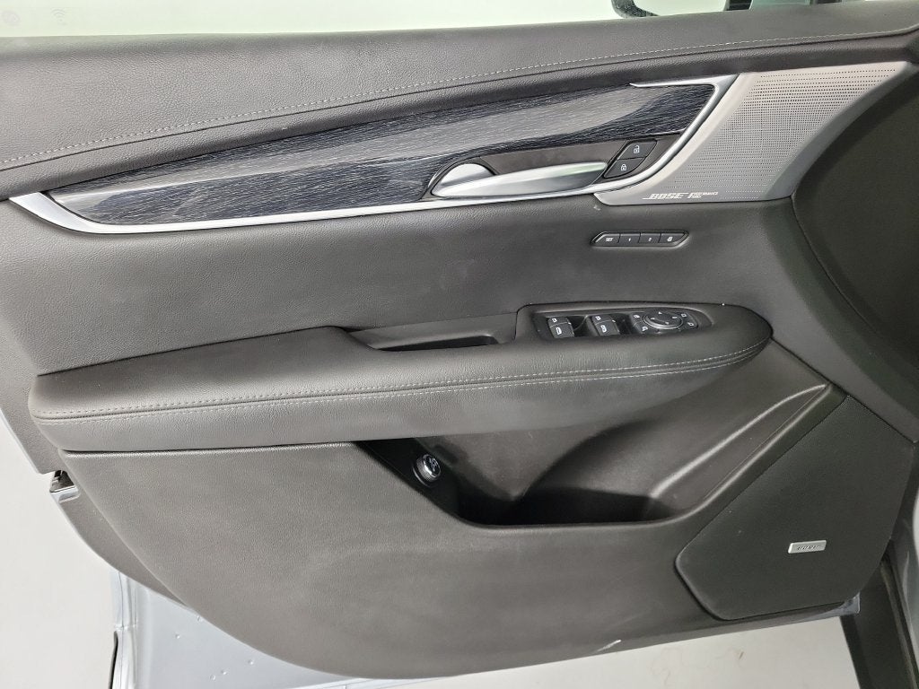 2023 Cadillac XT5 FWD Premium Luxury