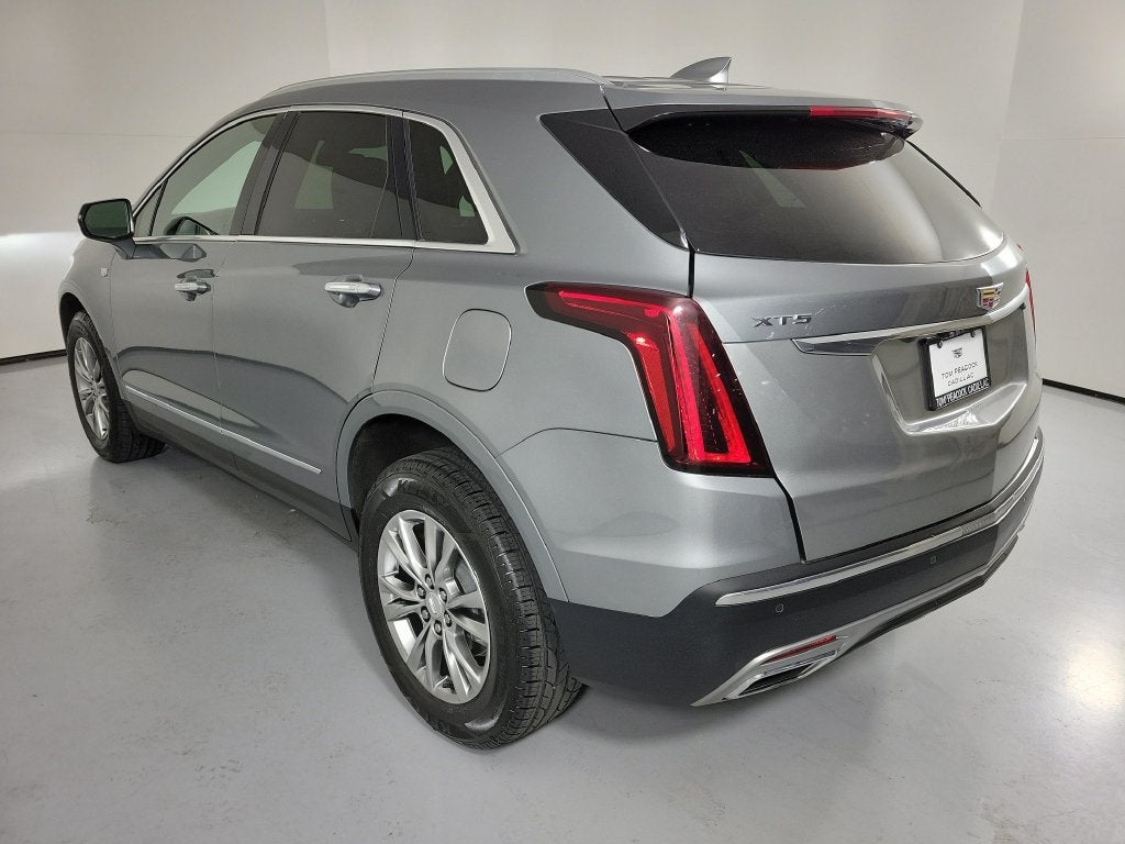 2023 Cadillac XT5 FWD Premium Luxury