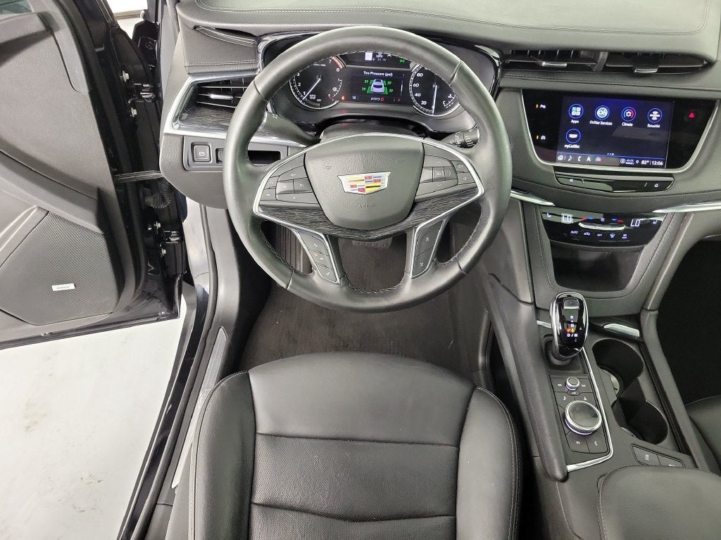 2023 Cadillac XT5 FWD Premium Luxury