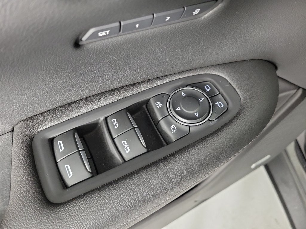 2023 Cadillac XT5 FWD Premium Luxury