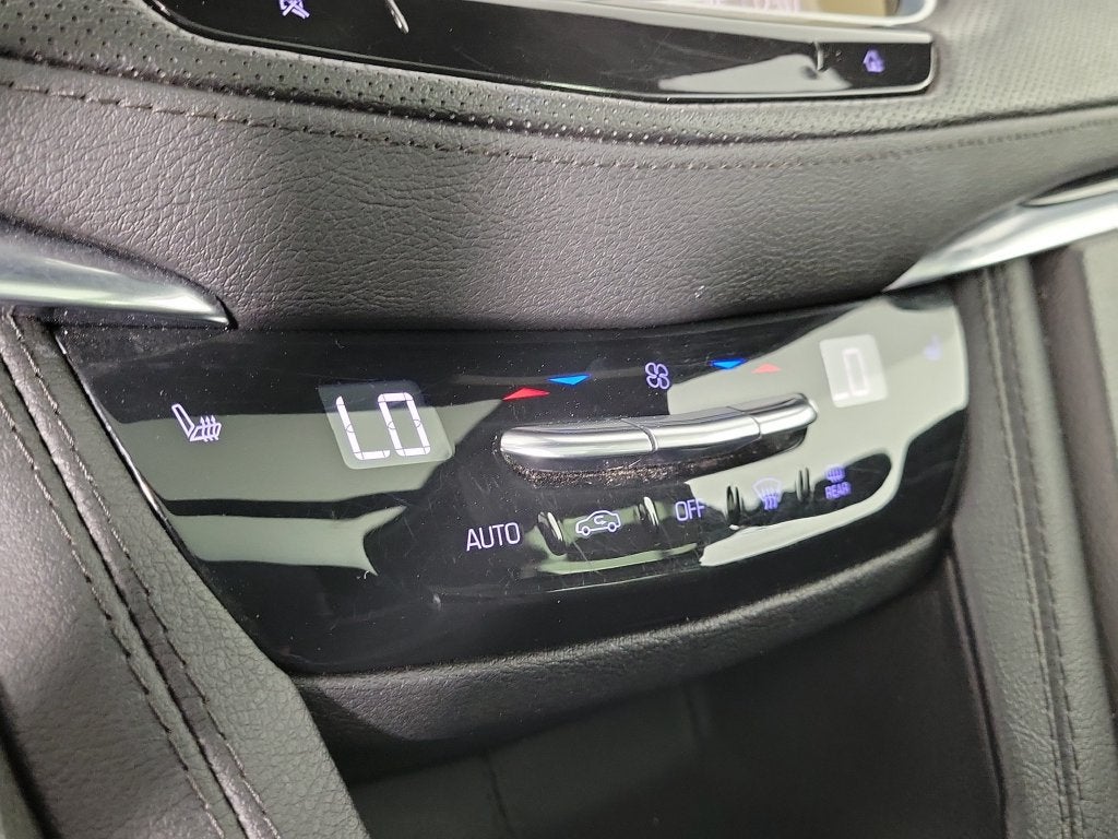 2023 Cadillac XT5 FWD Premium Luxury