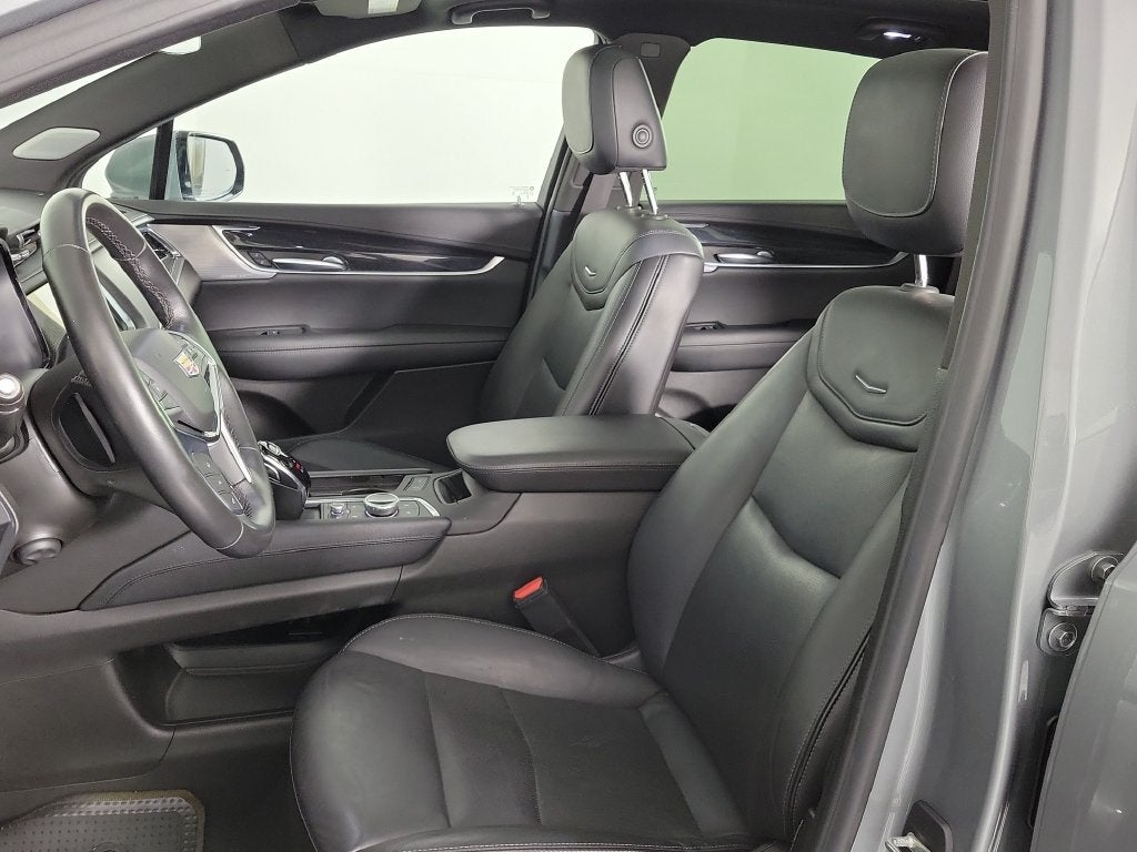 2023 Cadillac XT5 FWD Premium Luxury