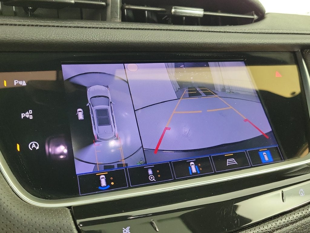 2023 Cadillac XT5 FWD Premium Luxury