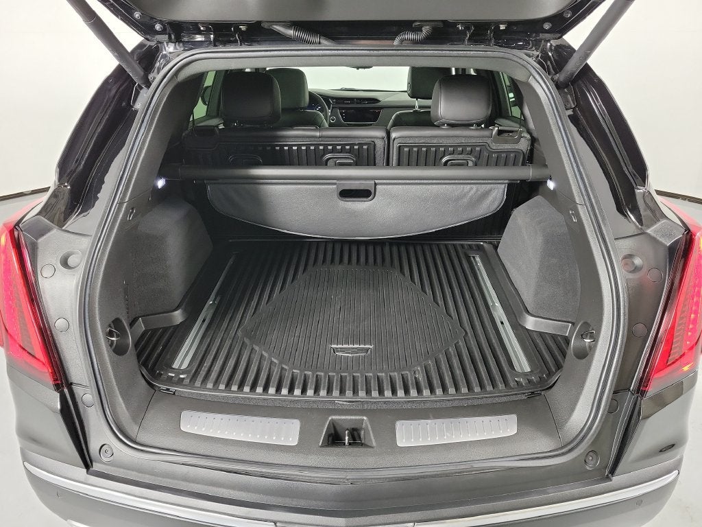 2023 Cadillac XT5 FWD Premium Luxury