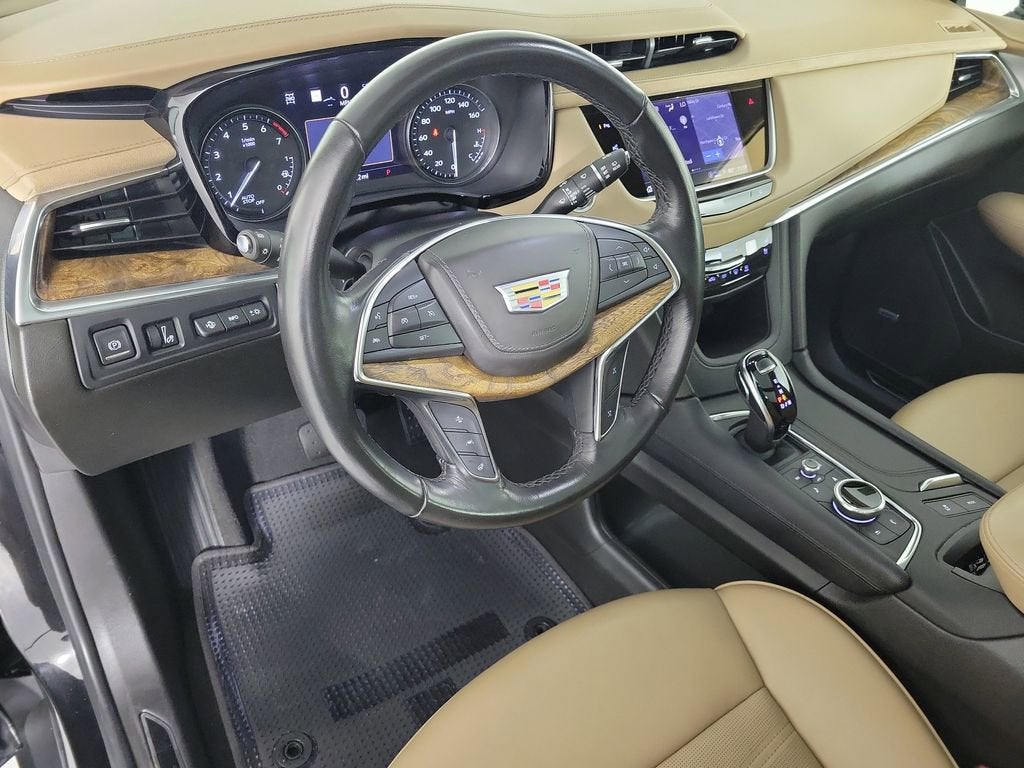 2023 Cadillac XT5 Premium Luxury