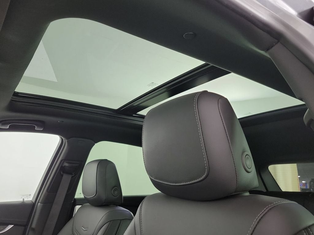 2025 Cadillac XT5 Sport