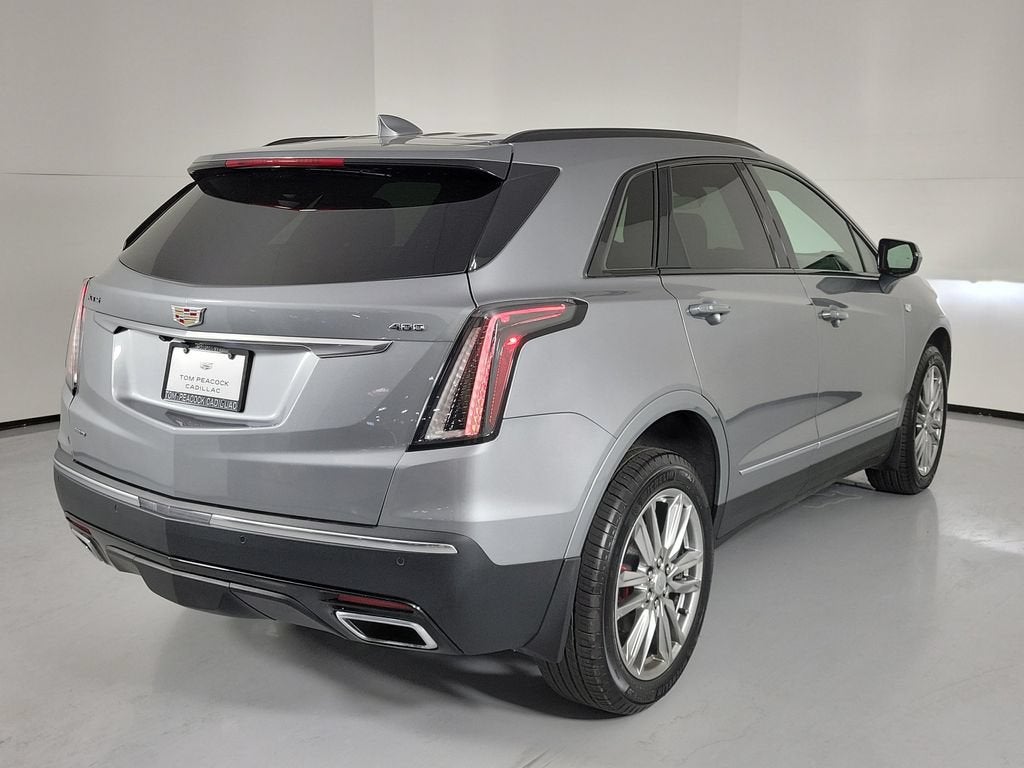 2025 Cadillac XT5 Sport