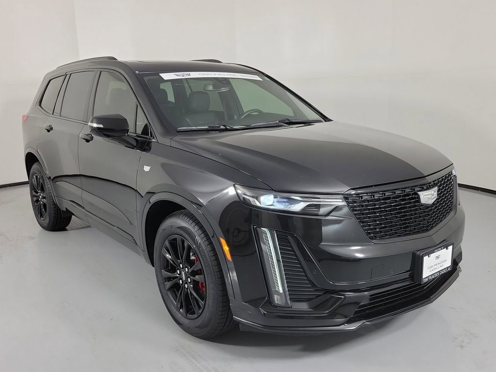 2023 Cadillac XT6 Luxury