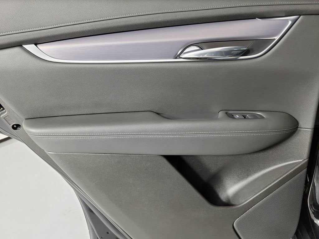 2023 Cadillac XT6 Luxury