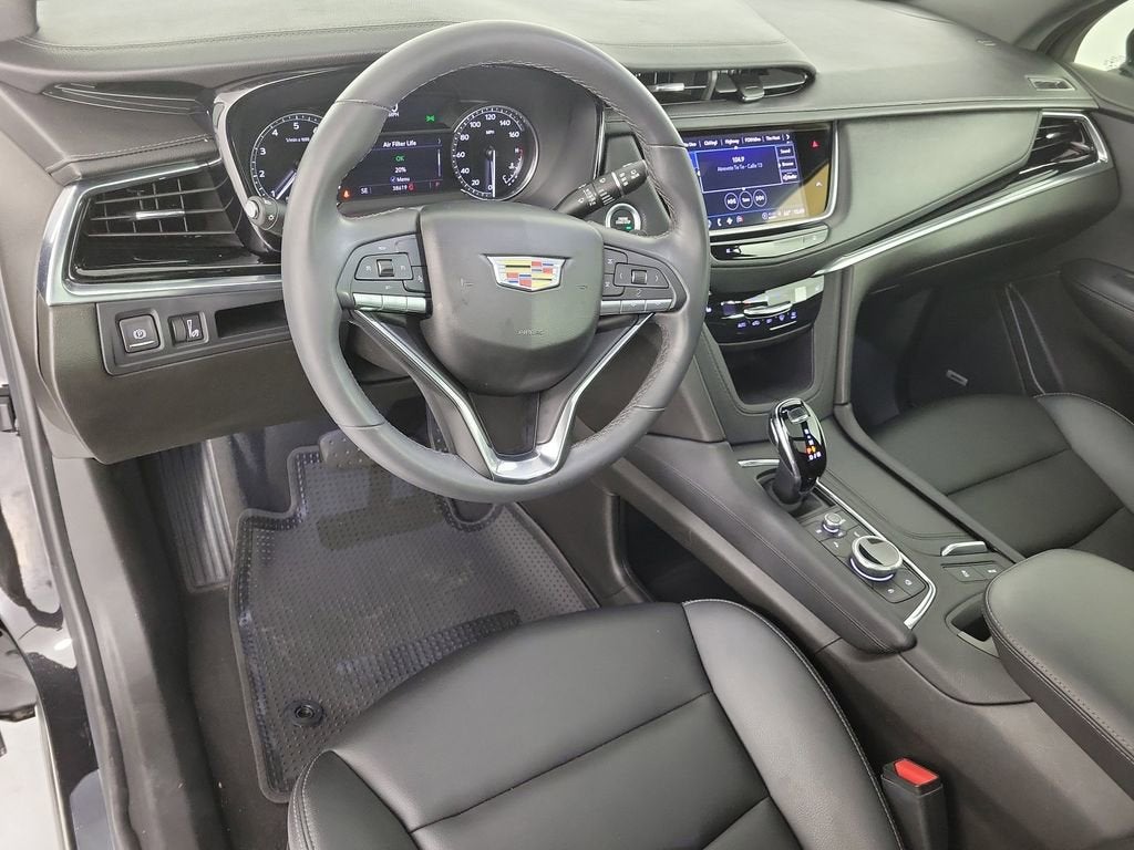 2023 Cadillac XT6 Luxury