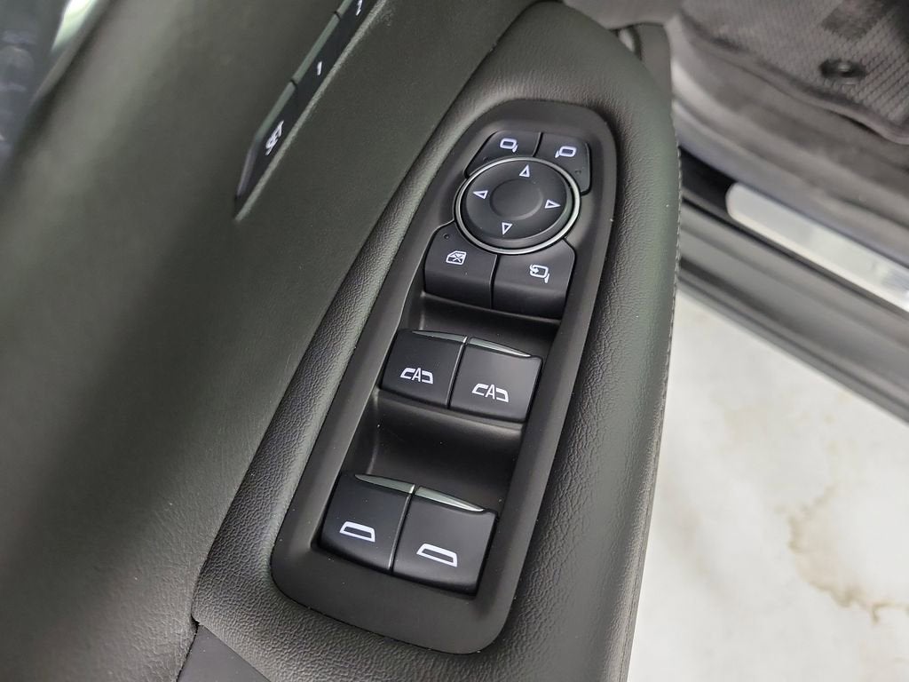 2023 Cadillac XT6 Luxury