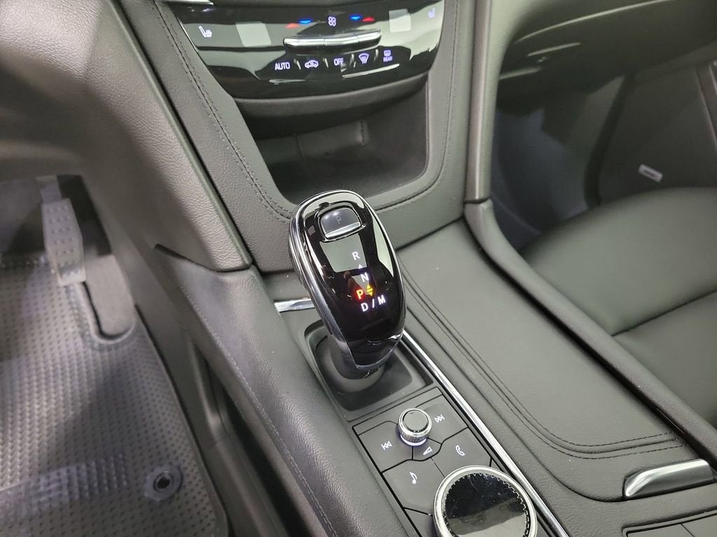 2023 Cadillac XT6 Luxury