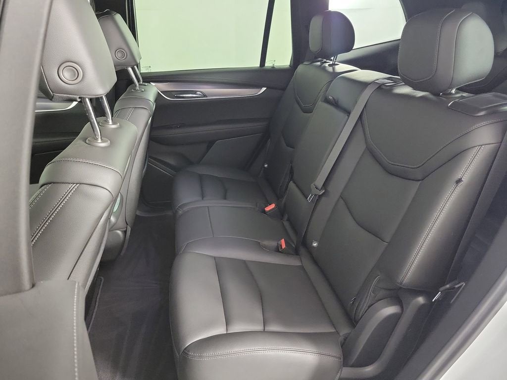 2024 Cadillac XT6 Luxury