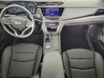 2024 Cadillac XT6 Luxury