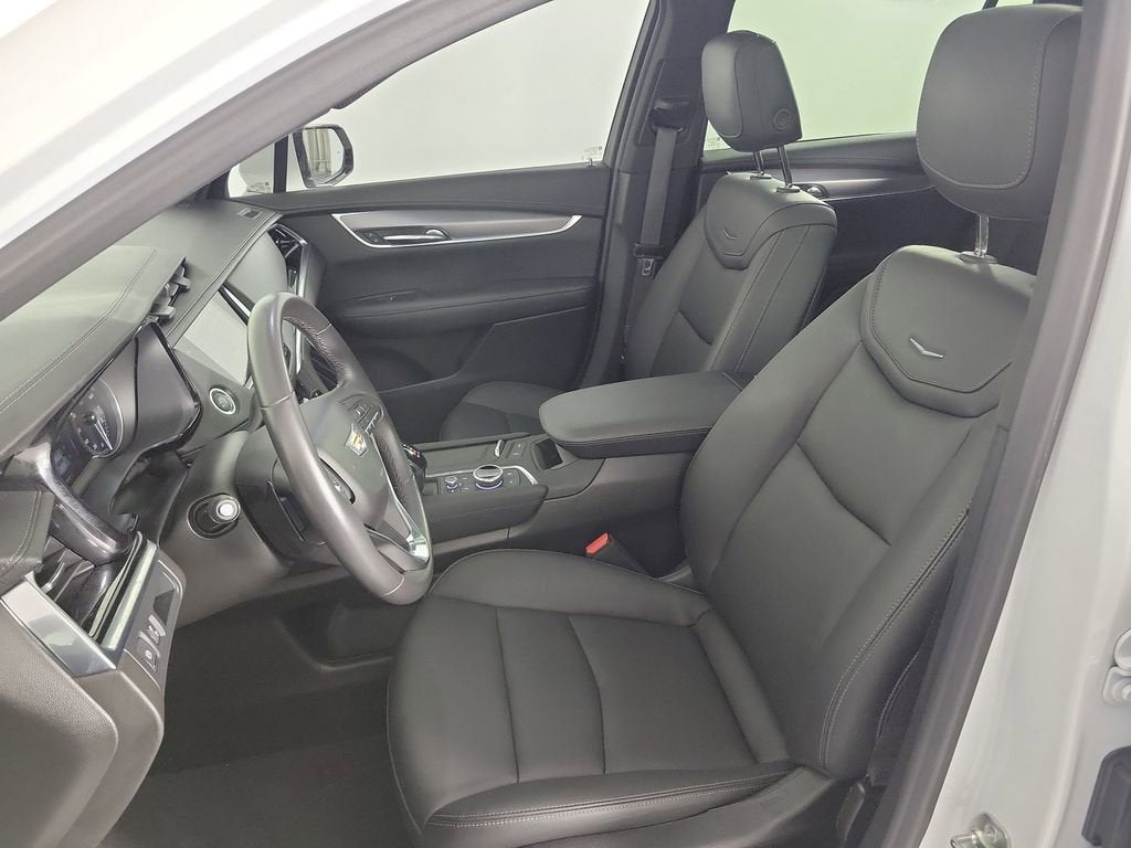 2024 Cadillac XT6 Luxury