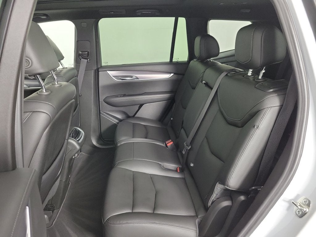 2024 Cadillac XT6 Luxury