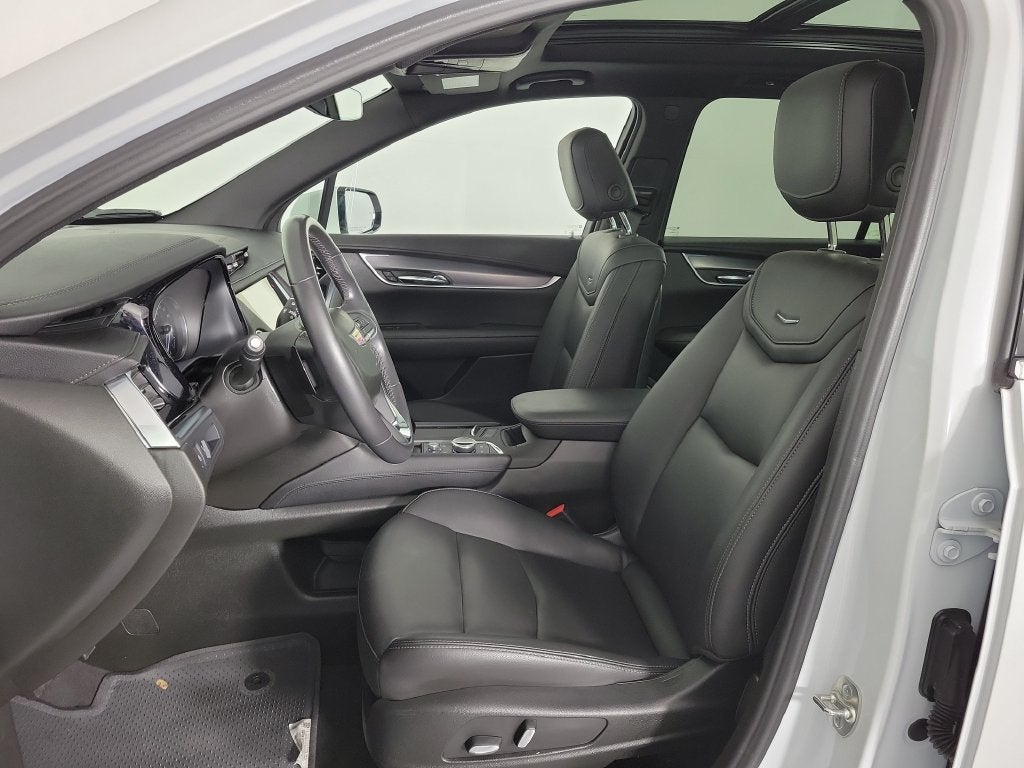 2024 Cadillac XT6 Luxury
