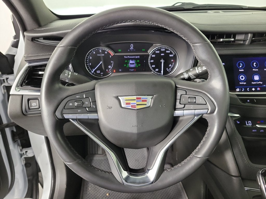 2024 Cadillac XT6 Luxury