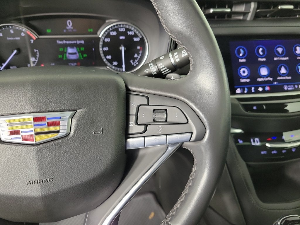 2024 Cadillac XT6 Luxury
