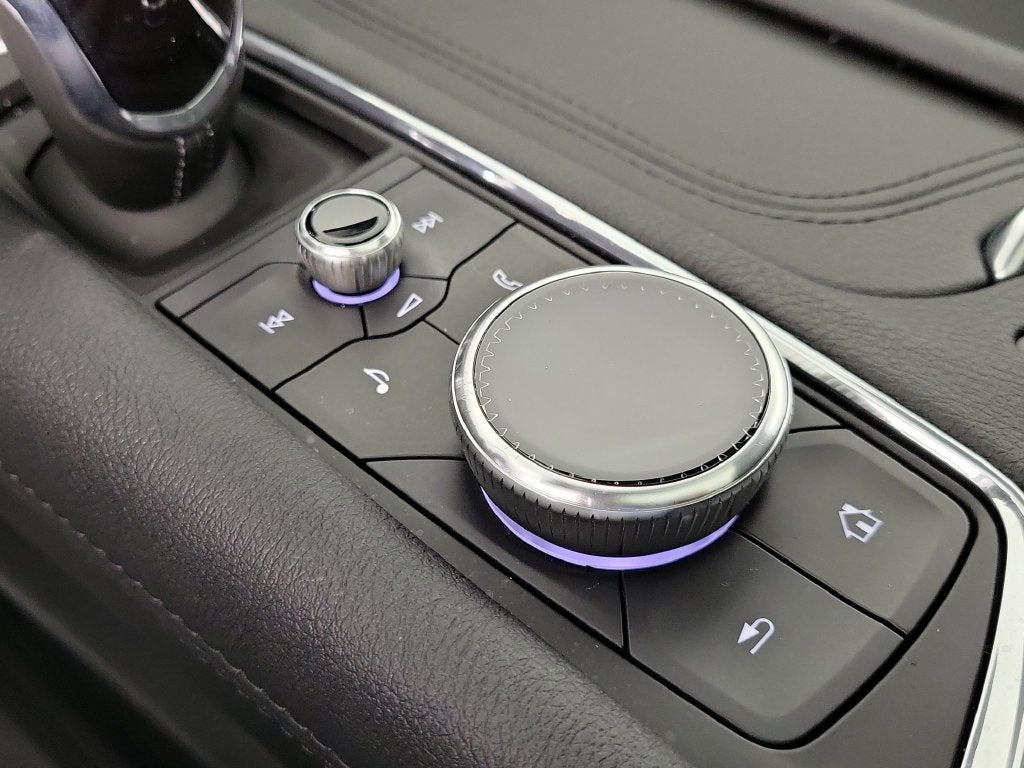 2024 Cadillac XT6 Luxury