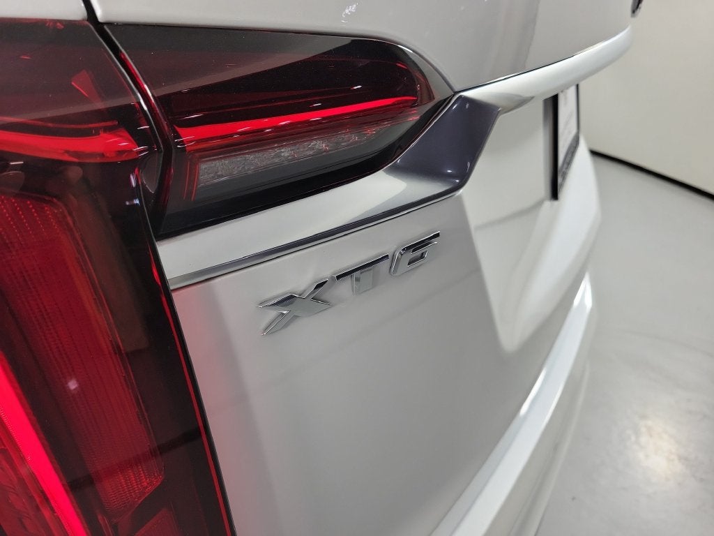 2024 Cadillac XT6 Luxury